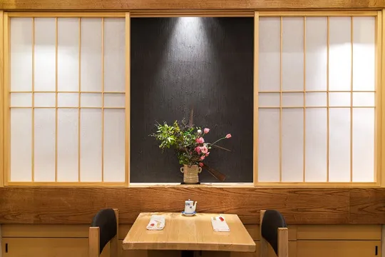 Hatsuhana — Sushi restaurant in New York