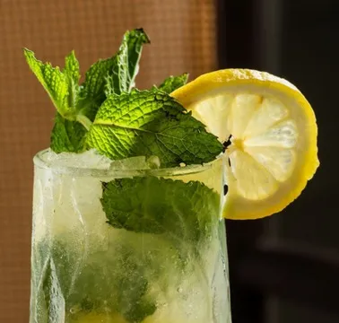 Heights & Co. — American restaurant in Houston