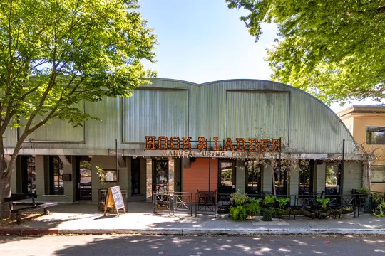 Hook & Ladder — New American restaurant in Sacramento
