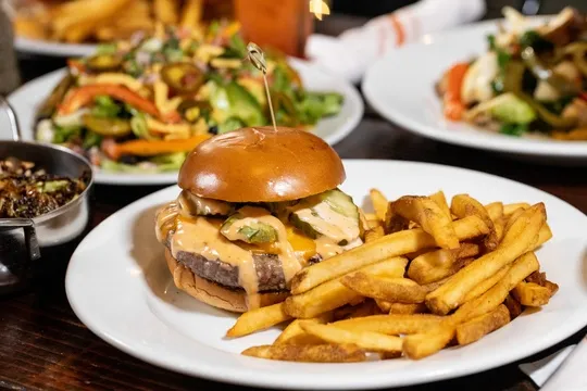 Hudson Social — American restaurant in Dobbs Ferry