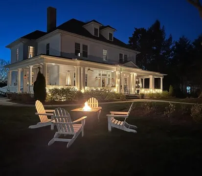 Hunter House — American restaurant in Huntersville