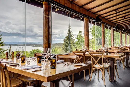 Huntington House Tavern — Farm to Table restaurant in Denver