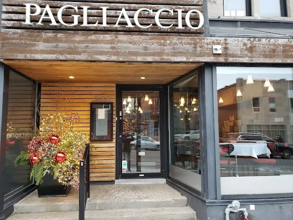 Il Pagliaccio — Italian restaurant in Montréal