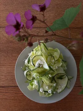 in a silent way — Seasonal restaurant in Wiscasset