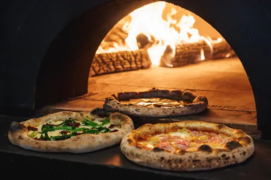 Ironside Pizza — Italian & Pizza restaurant in Miami