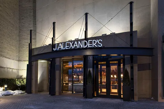 J. Alexander's Troy — American restaurant in Detroit