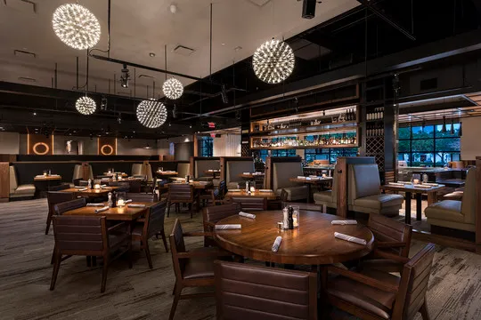 J. Alexander's Uptown Houston — American restaurant in Houston