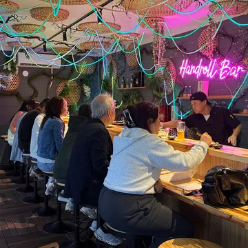 Jak Handroll Bar — Sushi restaurant in Duluth