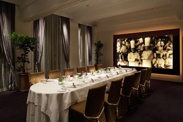 Jardin Paul Bocuse — French restaurant in Kanazawa