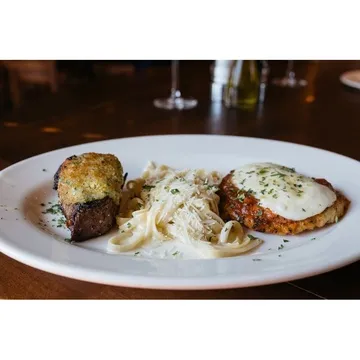 Johnny's Italian Steakhouse - Moline — Italian Steakhouse restaurant in Moline