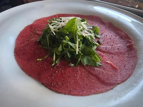 Jo's American Bistro — American restaurant in Newport