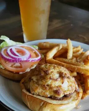 Josie's Pub — American restaurant in East Petersburg