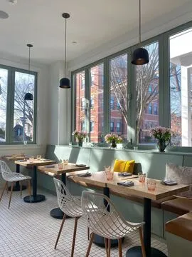 Juliet — French restaurant in Somerville