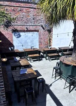 King Street Dispensary — Gastropub restaurant in Charleston