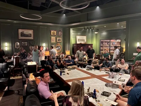 King's Leaf Point Hope — Wine Bar restaurant in Charleston
