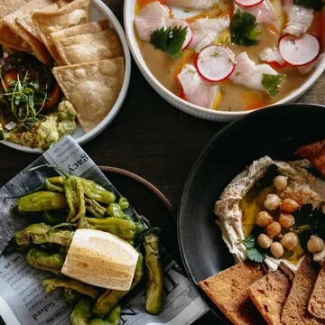 La Bistro — American Fusion restaurant in Cos Cob