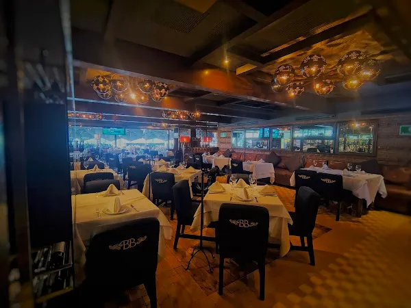 La Buena Barra Masaryk — Seafood & Steak restaurant in Ciudad de México