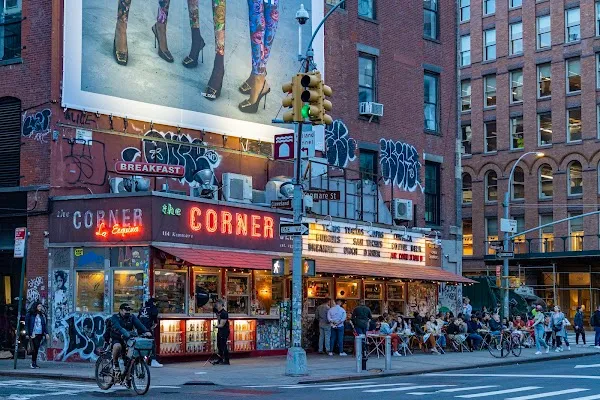 La Esquina - Soho Brasserie — Mexican restaurant in New York