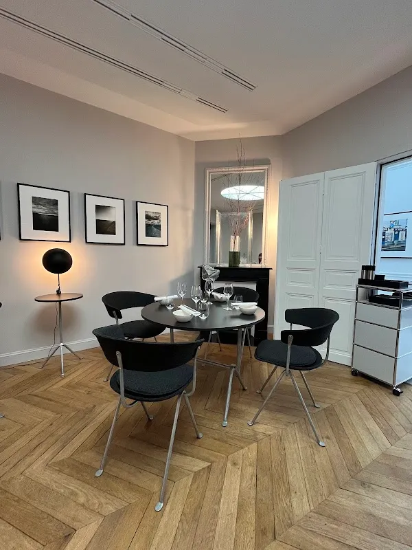 La Halle aux Grains — French restaurant in Paris