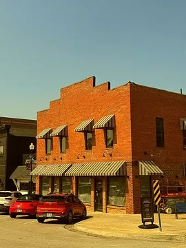 La Vita Nuova — Italian & Pizza restaurant in Omaha