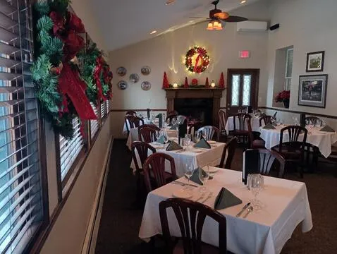 Lake Ridge Restaurant — American restaurant in Round Lake