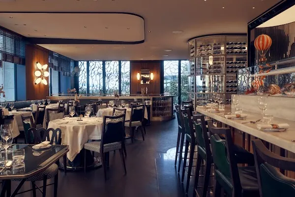 Langosteria — Italian restaurant in Paris