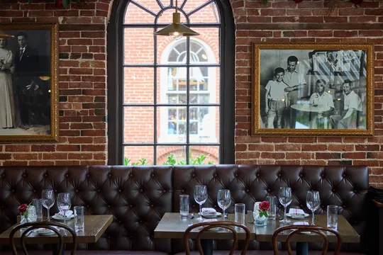 LaRosa's - Newburyport — Italian restaurant in Newburyport