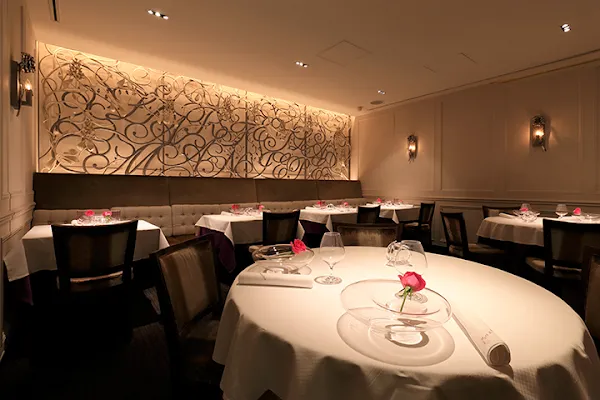l'art et la manière — French restaurant in Tokyo