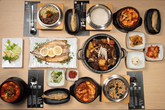 Lasung Tofu & Pot Rice — Korean restaurant in Los Angeles