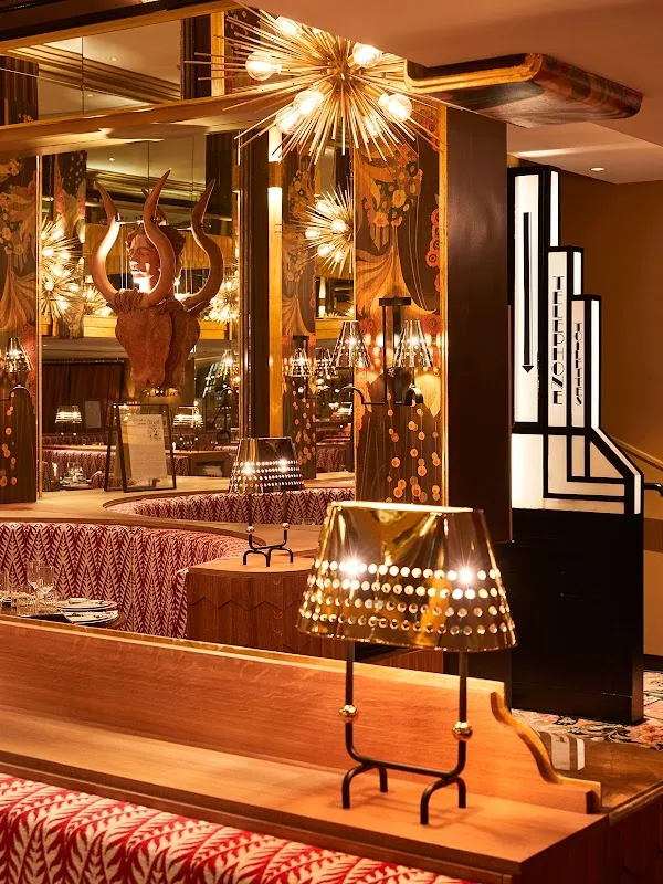 Le Boeuf sur le Toit — French restaurant in Paris
