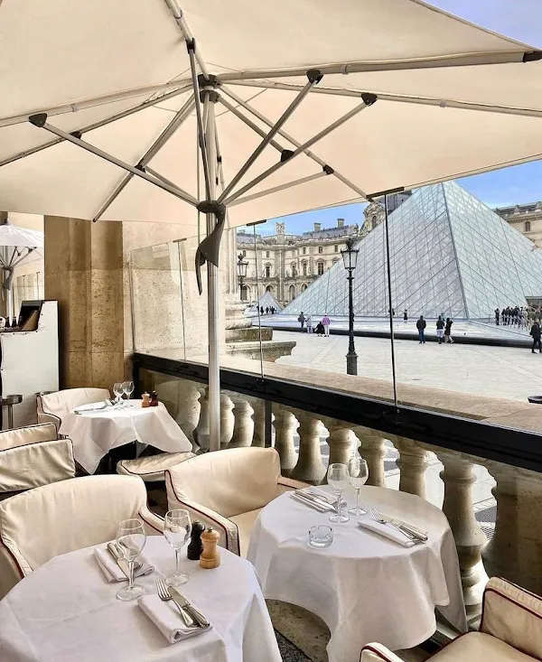 Le Café Marly — French restaurant in Paris