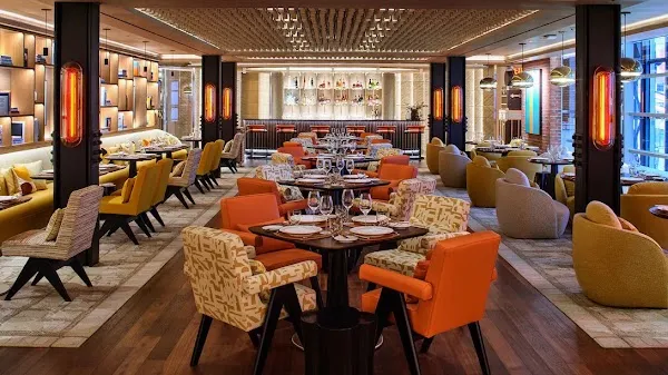 Le Café Louis Vuitton — French - American restaurant in New York