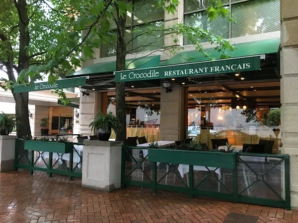 Le Crocodile — French restaurant in Vancouver