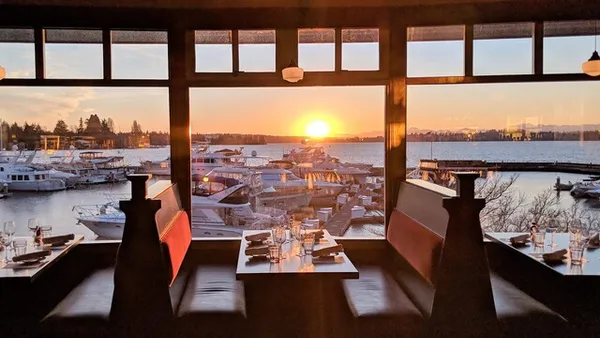Le Grand Bistro Americain — French restaurant in Seattle
