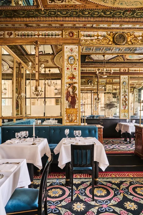 Le Grand Véfour — French restaurant in Paris