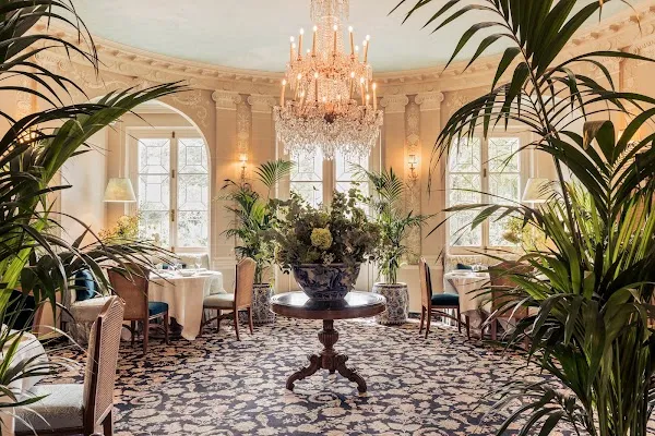 Le Laurent — French restaurant in Paris