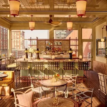 Leonessa — Cocktail  &  Aperitivo Bar restaurant in New York
