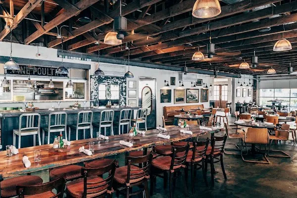 Leon’s Oyster Shop — Southern restaurant in Charleston