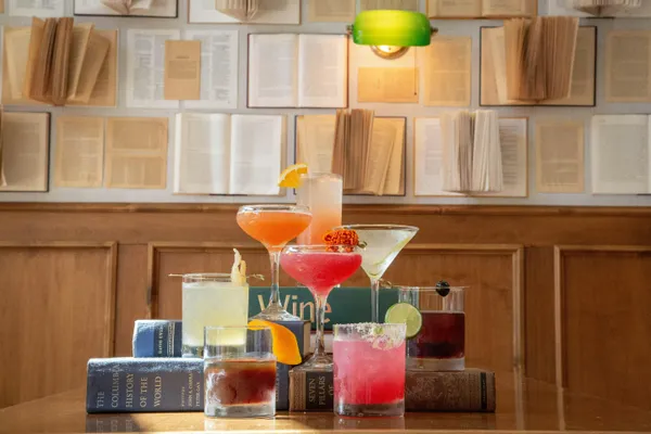 Library Alehouse — American restaurant in Santa Monica
