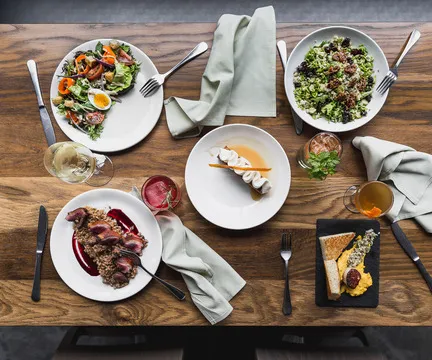 Linear Restaurant — American restaurant in Grand Rapids