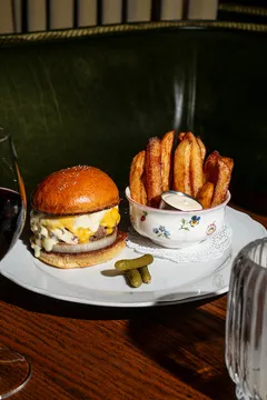 Little Sparrow — French Bistro restaurant in Atlanta