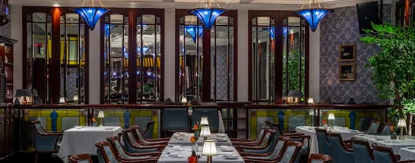 Lobster Bar and Grill — Fusion restaurant in Admiralty