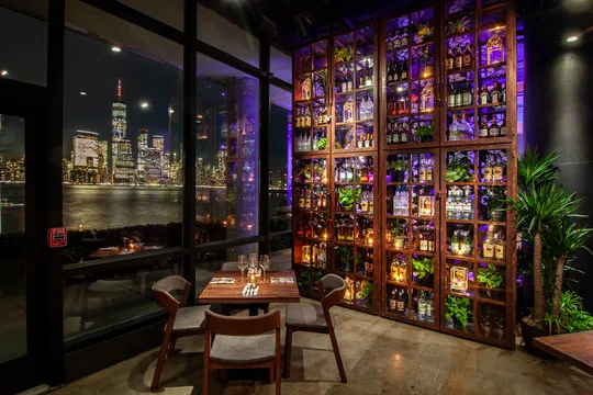 Lokal Eatery & Bar — New American restaurant in Jersey City