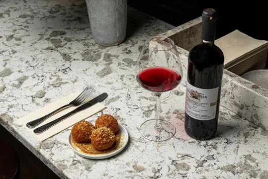 Long Count — Wine Bar restaurant in New York