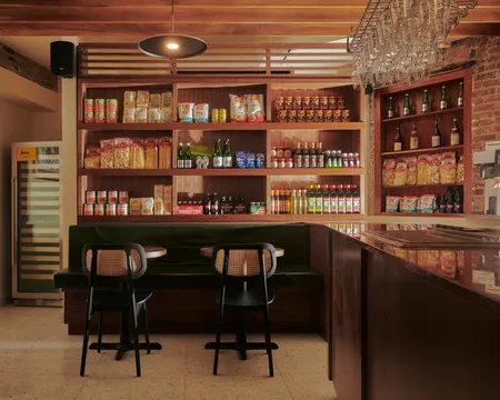Lucia Alimentari — Italian / Pizza restaurant in New York