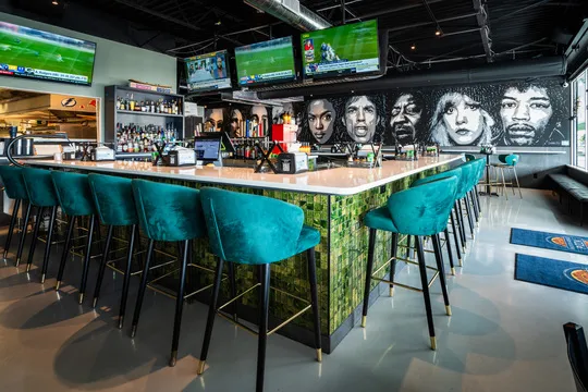 Madison Avenue Pizza — Pizza restaurant in Dunedin