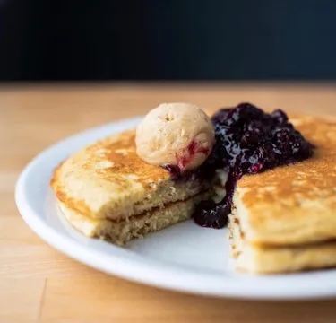 Main Road Biscuit Co. — American restaurant in Hamptons