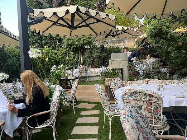 Maison Revka St tropez — Fish restaurant in Saint-Tropez