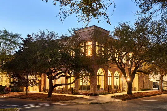Marbled & Fin Savannah — Steakhouse restaurant in Savannah