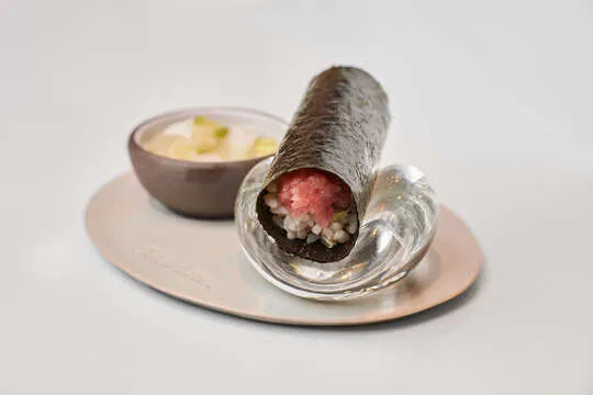 Mari.Ne Handroll — Sushi restaurant in New York